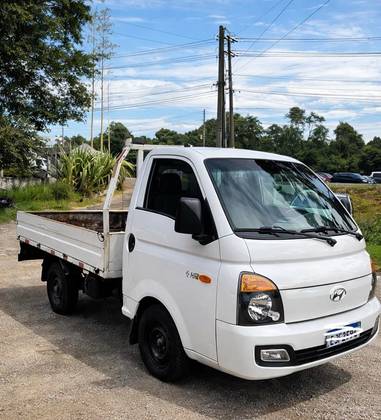 HYUNDAI HR 2.5 LONGO SEM CAÇAMBA 4X2 16V 130CV TURBO INTERCOOLER DIESEL 2P MANUAL